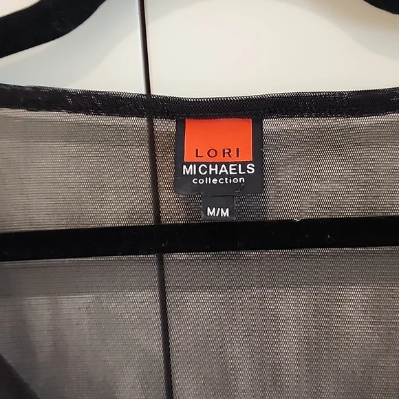 Cover up - Picture 2 of 5